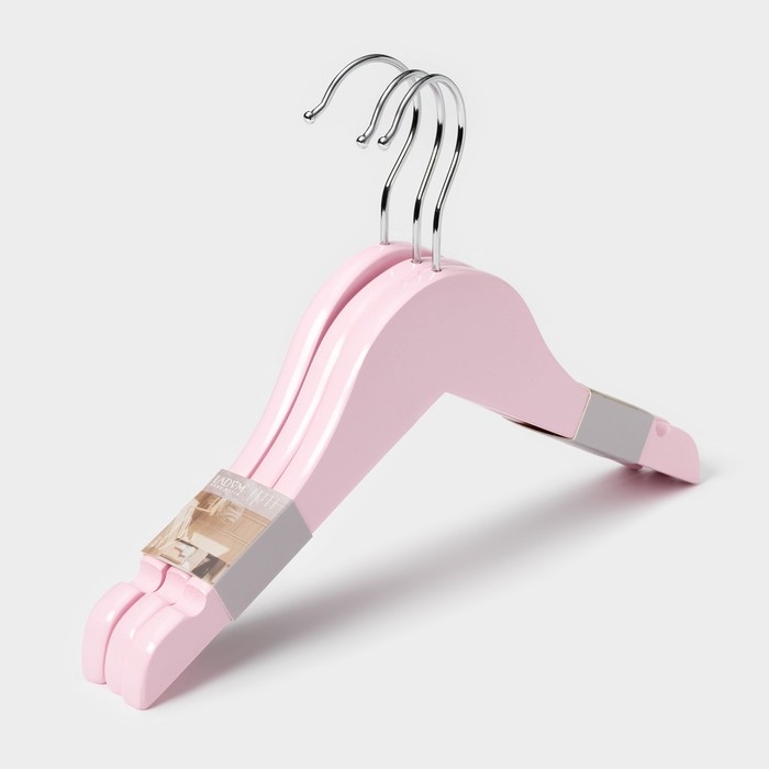 Плечики - вешалки для одежды LaDо́m, 3 шт, детские, 27×18 см, цвет розовый Плечики - вешалки для одежды LaDо́m, 3 шт, детские, 27×18 см, цвет розовый