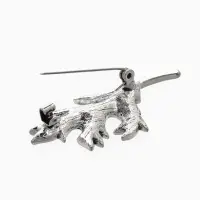 Брошь "Лист Одуванчика", цвет зелёный в чернёном серебре Брошь "Лист Одуванчика", цвет зелёный в чернёном серебре