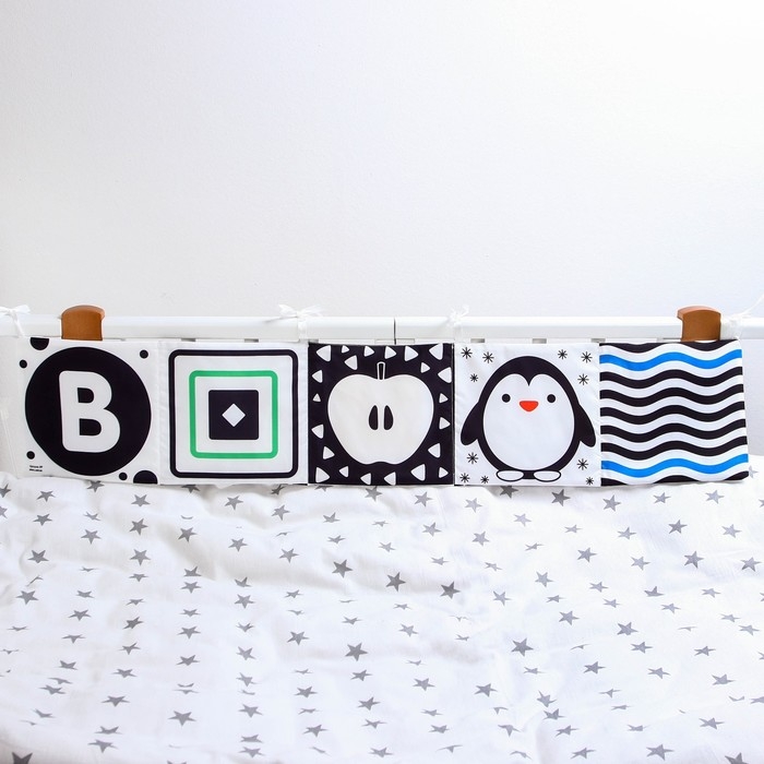 Мягкая книжка-бортик на кроватку по методике Г. Домана «Малыши», с шуршалкой Мягкая книжка-бортик на кроватку по методике Г. Домана «Малыши», с шуршалкой