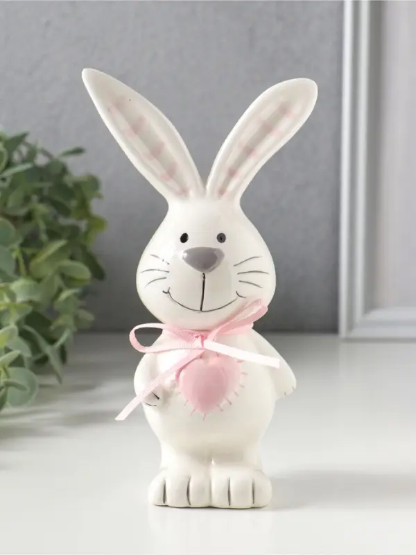 Сувенир керамика "Зайка с розовым сердечком" с кружевом 9,4х6,1х16,8 см