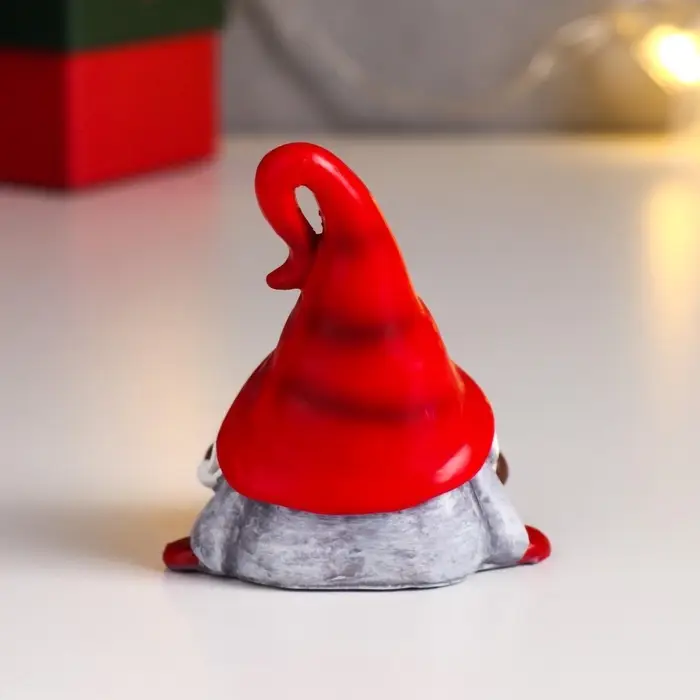 Фигурка полистоун &laquo;Дедушка Мороз в красном колпаке&raquo;, 7&times;6.3&times;5 см