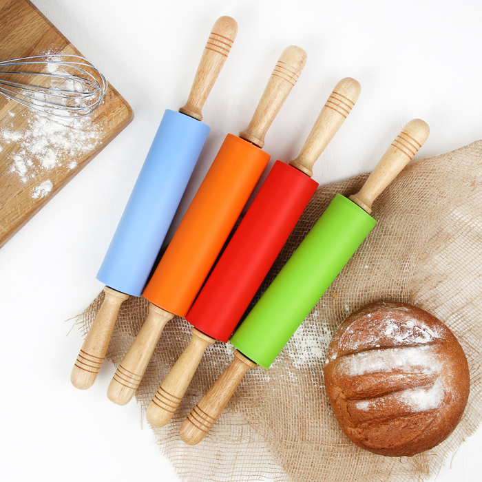 Скалка Доляна «Валенсия», 43×5,5 см, рабочая часть 19,5 см, цвет МИКС Скалка Доляна «Валенсия», 43×5,5 см, рабочая часть 19,5 см, цвет МИКС