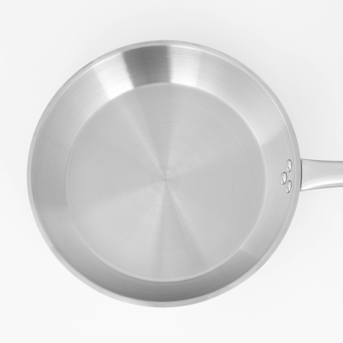 Сковорода из нержавеющей стали Hanna Knövell, d=28 см, h=5,5 см, толщина стенки 0,6 мм, длина ручки 25 см, индукция Сковорода из нержавеющей стали Hanna Knövell, d=28 см, h=5,5 см, толщина стенки 0,6 мм, длина ручки 25 см, индукция