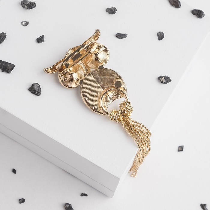 Брошь «Филин» с цепочками, цвет бело-зелёный в золоте Брошь «Филин» с цепочками, цвет бело-зелёный в золоте