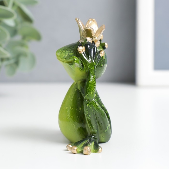 Сувенир полистоун лак Сувенир полистоун лак "Лягушка-квакушка в короне" МИКС 8,3х7,5х5 см