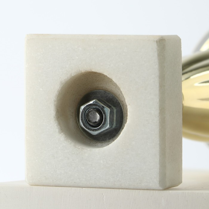 Кубок 106, наградная фигура, золото, подставка камень, 18,8 х 7 х 5 см. Кубок 106, наградная фигура, золото, подставка камень, 18,8 х 7 х 5 см.