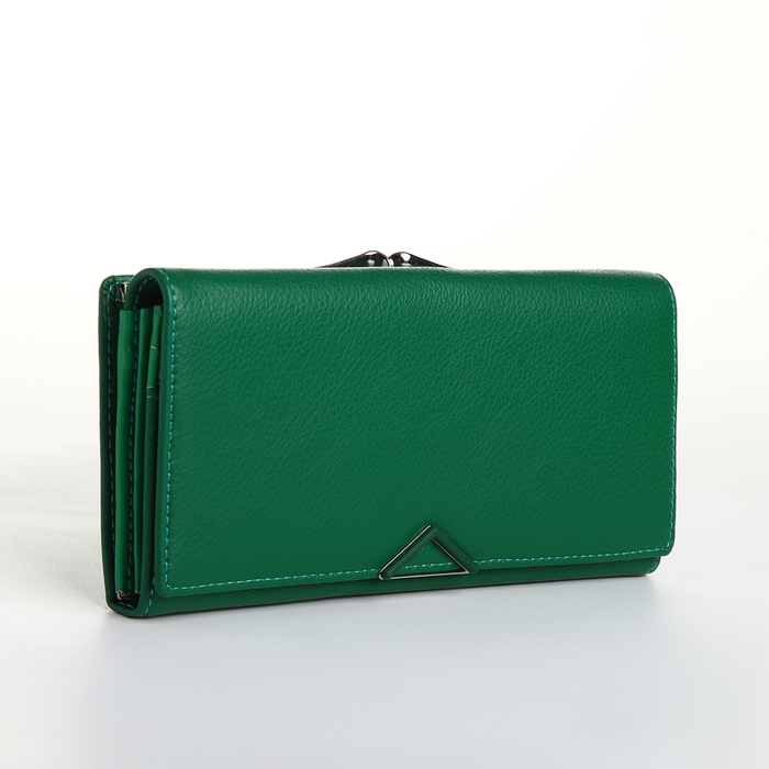 Кошелёк женский на магните, цвет зелёный