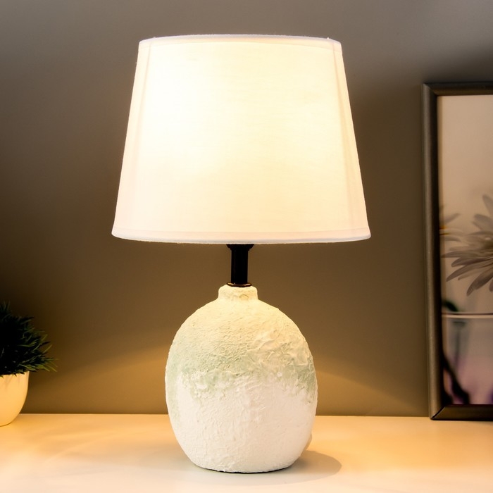 Настольная лампа Настольная лампа "Зефир" Е14 40Вт белый голубой 30х30х33см RISALUX