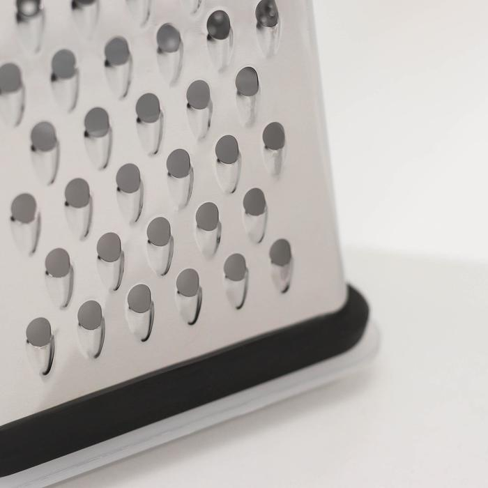 Тёрка с контейнером «Синтай», 13×13,5×24 см, цвет ручки чёрный Тёрка с контейнером «Синтай», 13×13,5×24 см, цвет ручки чёрный