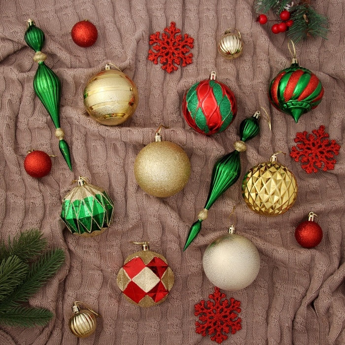 Набор украшений пластик 42 шт Набор украшений пластик 42 шт "Карнавал ассорти" красный зелёный