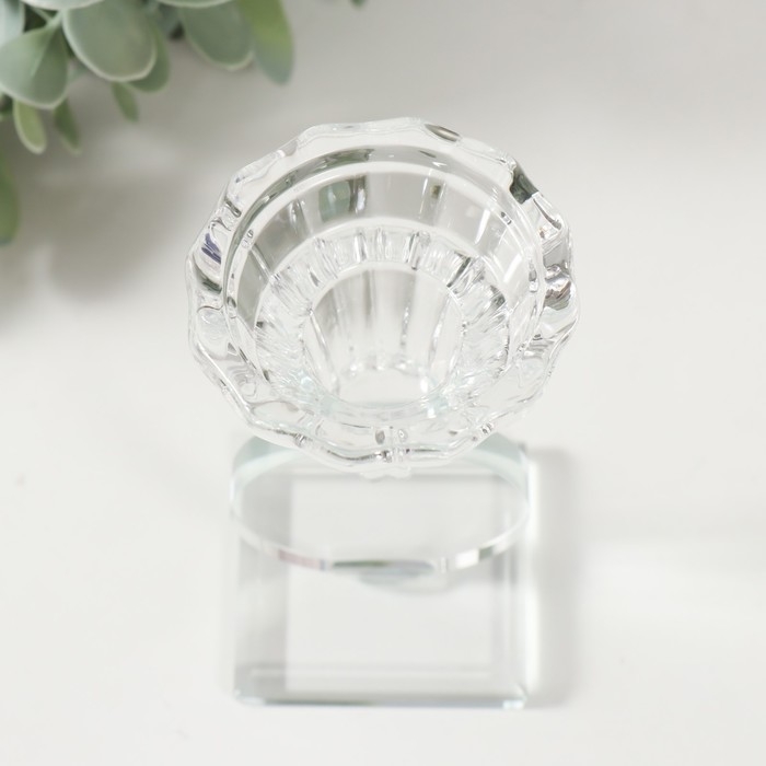 Подсвечник стекло на 1 свечу Подсвечник стекло на 1 свечу "Бутон на круге" d=2 и 3,5см 6х6х11 см