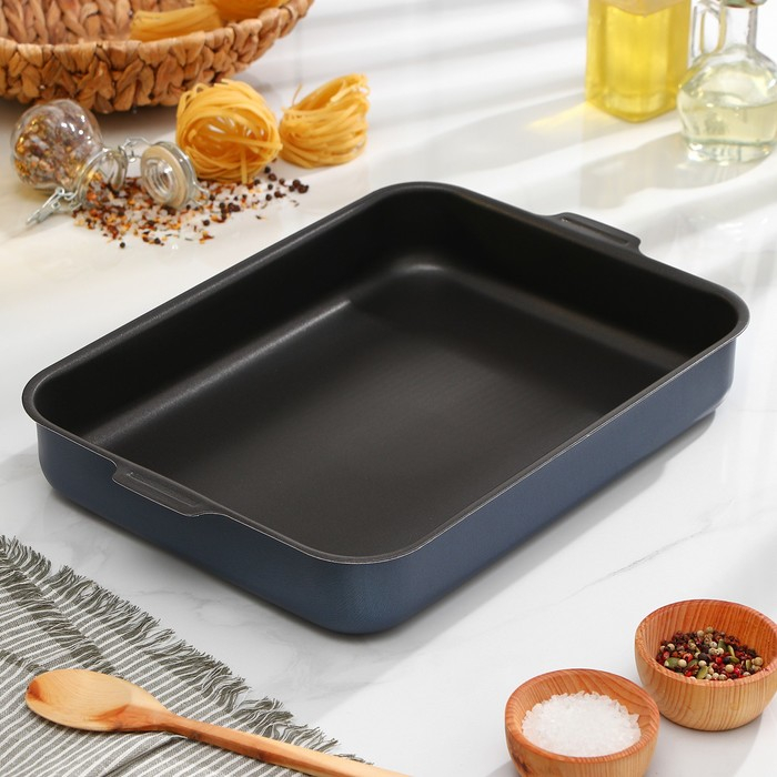 Противень прямоугольный, 27×35 см, h=6,3 см, с крышкой, антипригарное покрытие, цвет синий Противень прямоугольный, 27×35 см, h=6,3 см, с крышкой, антипригарное покрытие, цвет синий