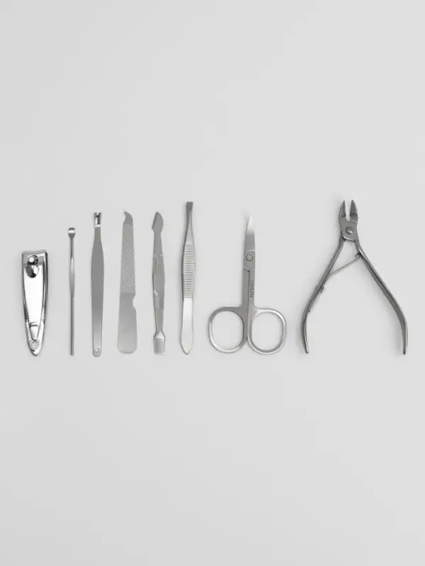 Набор маникюрный, 8 предметов, в футляре, бежевый