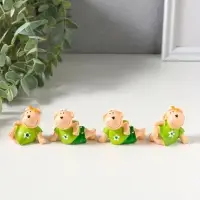 Сувенир полистоун "Барашки в нарядах с ромашками" набор 4 шт 2х4,5х3 см