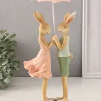Фигурка полистоун &laquo;Романтика. Кролики под зонтом&raquo;, 12&times;9.5&times;25.5 см
