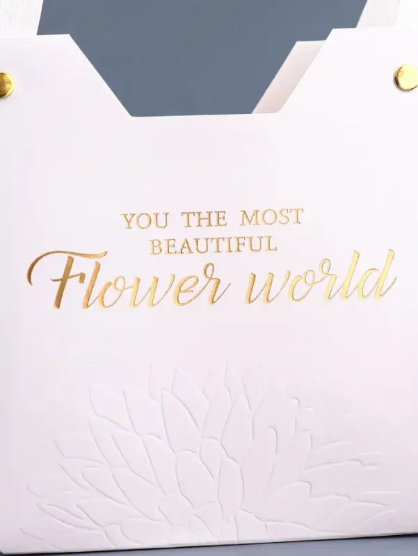 Сумка для цветов тиснение белая, &laquo;Самой прекрасной&raquo;, влагостойкая, 23&times;15&times;9 см