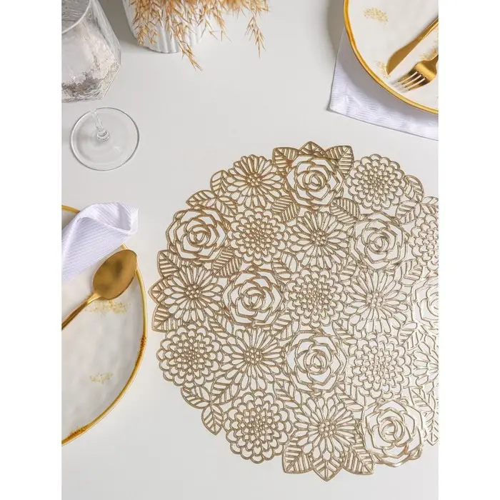 Салфетки сервировочные на стол Доляна «Розы», 4 шт, d=38 см, цвет золотой