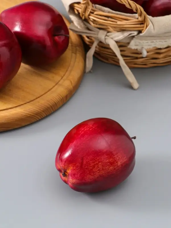 Муляж &laquo;Яблоко&raquo;, d=8 см, бордо