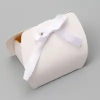 Коробка для конфеты, пирожные с лентой, белый, 6×6×4 см