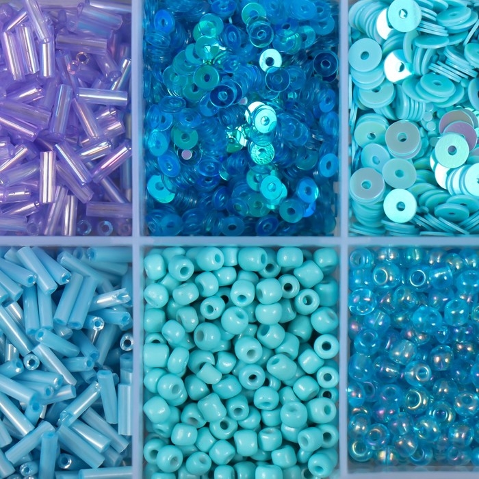 Бисер стекло 6/0, 12/0 в шкатулке  Бисер стекло 6/0, 12/0 в шкатулке "Голубой" стеклярус и пайетки 12,5х6,5х2 см