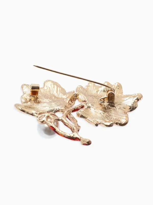 Брошь &laquo;Листья кленовые&raquo;, цветная в золоте