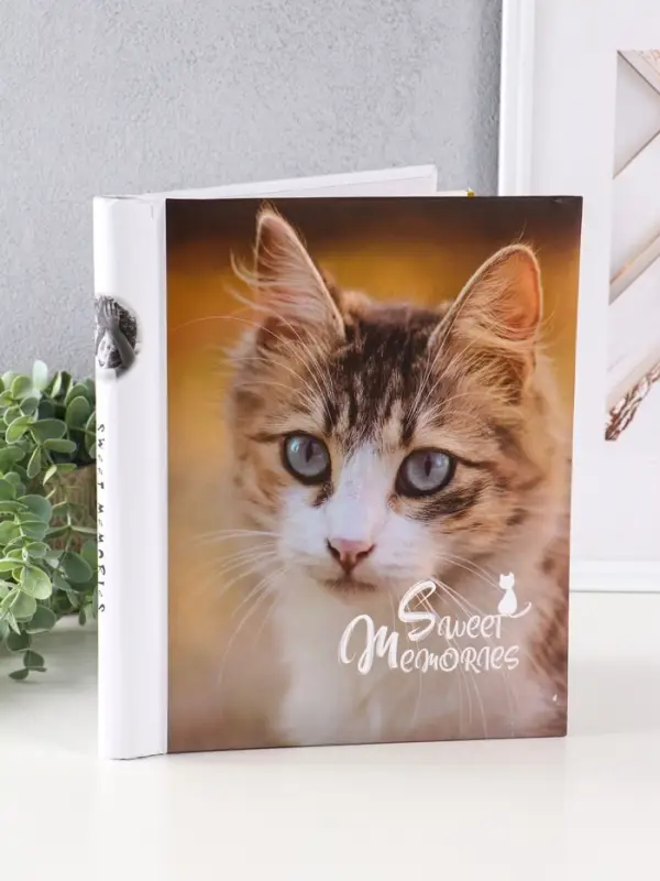 Фотоальбом 10 магнитных листов Фотоальбом 10 магнитных листов "Котенок" 23X28см, пер-т внутр.спираль