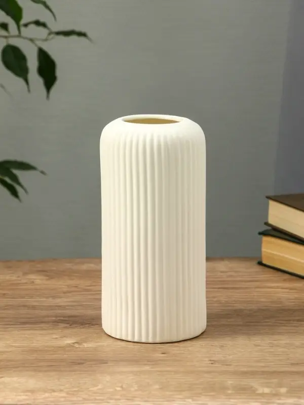 Ваза керамика настольная Ваза керамика настольная "Флоранс классик" 20х9,5х7 см, белый