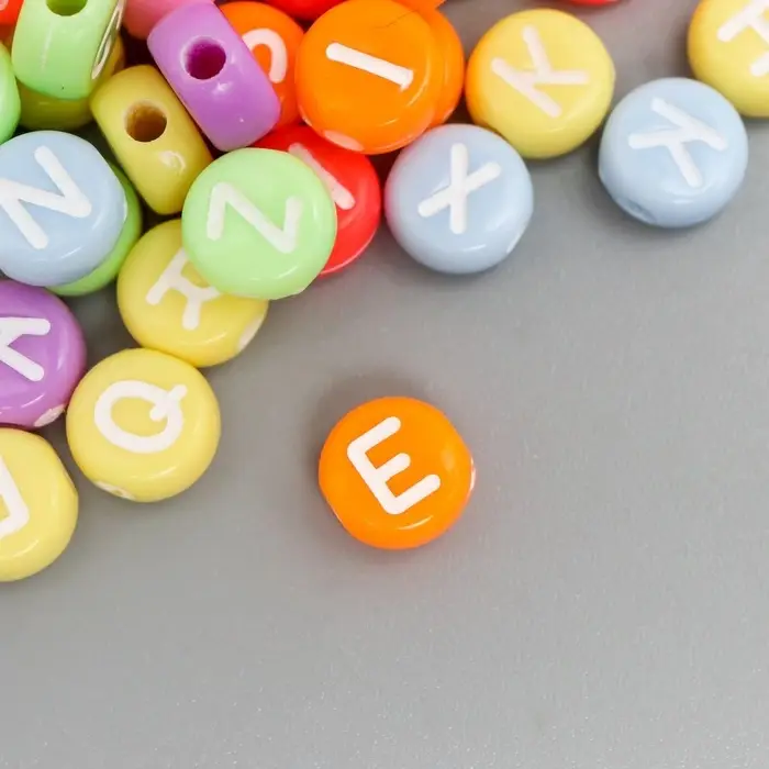 Набор бусин для рукоделия и плетения «Арт Узор. Яркие кружочки с буквами», пластик, 20 г, 0.4×0.7×0.7 см Набор бусин для рукоделия и плетения «Арт Узор. Яркие кружочки с буквами», пластик, 20 г, 0.4×0.7×0.7 см