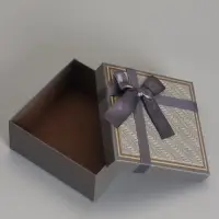Набор подарочных коробок 3 в 1 квадратные, 19&times;19&times;9.5 см, 17&times;17&times;8 см, 15&times;15&times;6.5 см, с бантом, графитовый