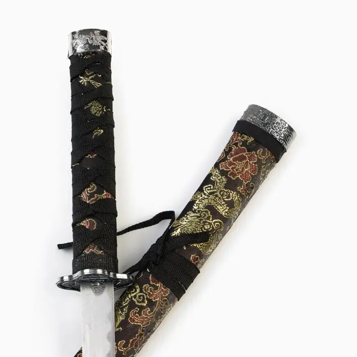 Макет оружия &laquo;Сувенирные катаны на подставке 3в1. Драконы на бежевом&raquo;, подарочный набор, ножны ткань, 47 см; 70 см; 89 см