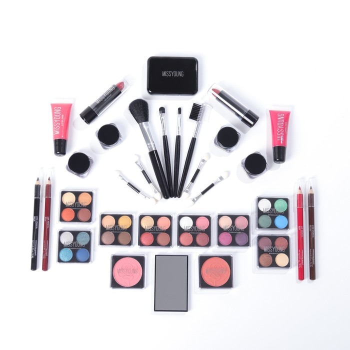 Набор профессиональной косметики"Miss Young" №8
