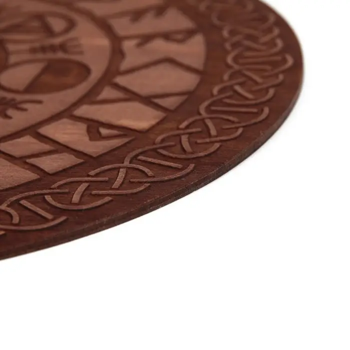 Алтарь для ритуалов &laquo;Руны старшего Футарка&raquo;, деревянный, D=24 см