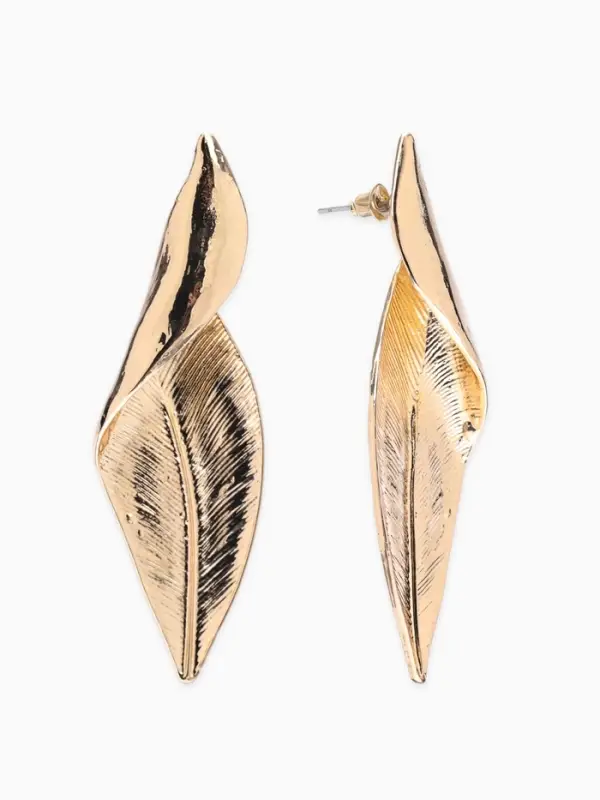 Серьги металл &laquo;Богема&raquo;, скрученный листок, цвет золото