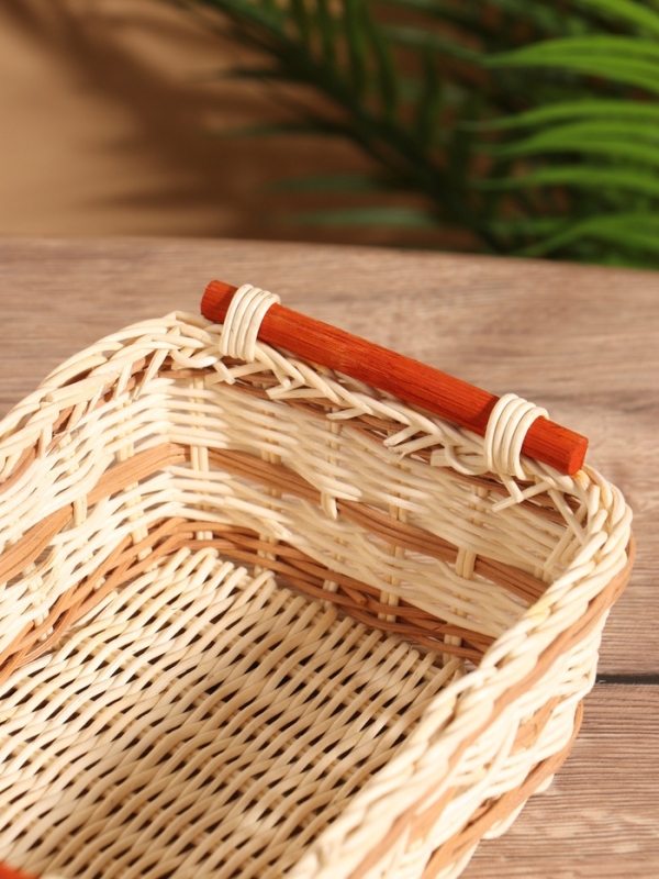 Корзина плетеная 23x16x9 см, ротанг