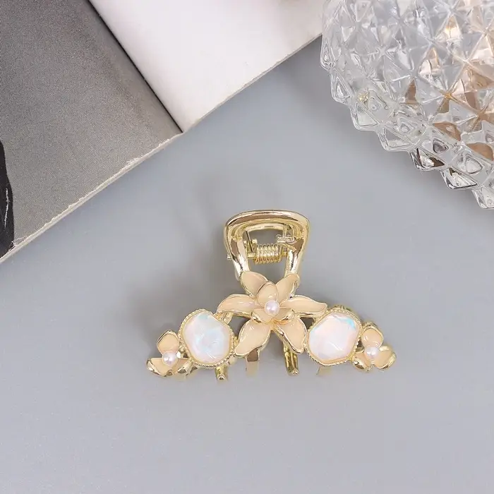 Крабик для волос &laquo;Хлоя галант&raquo;, цветы, 4 см, золотистый