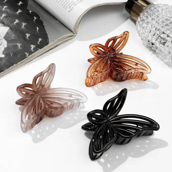 Крабик для волос «Глянец», бабочка полоски, 7 см, МИКС Крабик для волос «Глянец», бабочка полоски, 7 см, МИКС