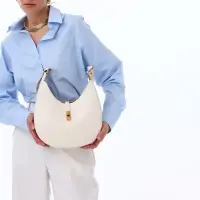 Сумка женская багет TEXTURA на молнии, 27&times;9&times;23 см, молочная