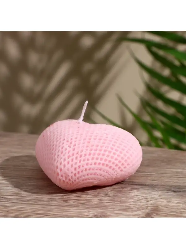 Свеча Свеча "Сердце в сеточку" 4х6х3 см, соевый воск, микс