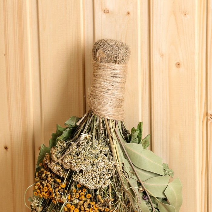 Веник для бани дубовый Веник для бани дубовый "Королевский микс" в индивидуальной упаковке