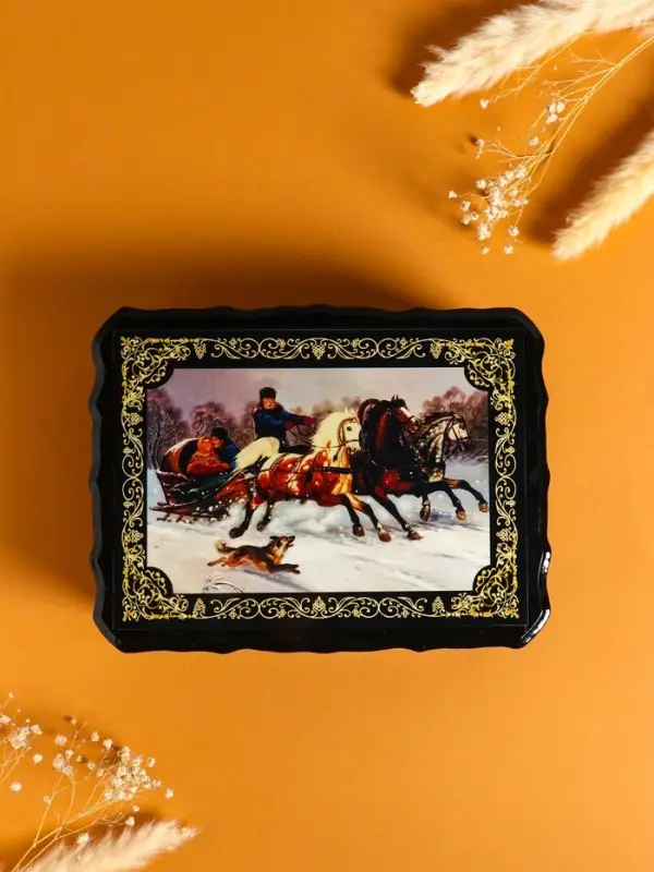 Шкатулка для украшений &laquo;Тройка коней&raquo;, 17&times;23&times;6 см, лаковая миниатюра