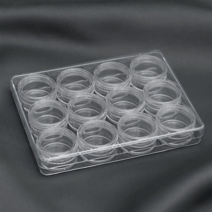 Контейнер для рукоделия, 12 баночек d = 2,3 см, 12,5 × 9,5 × 2 см, цвет прозрачный Контейнер для рукоделия, 12 баночек d = 2,3 см, 12,5 × 9,5 × 2 см, цвет прозрачный