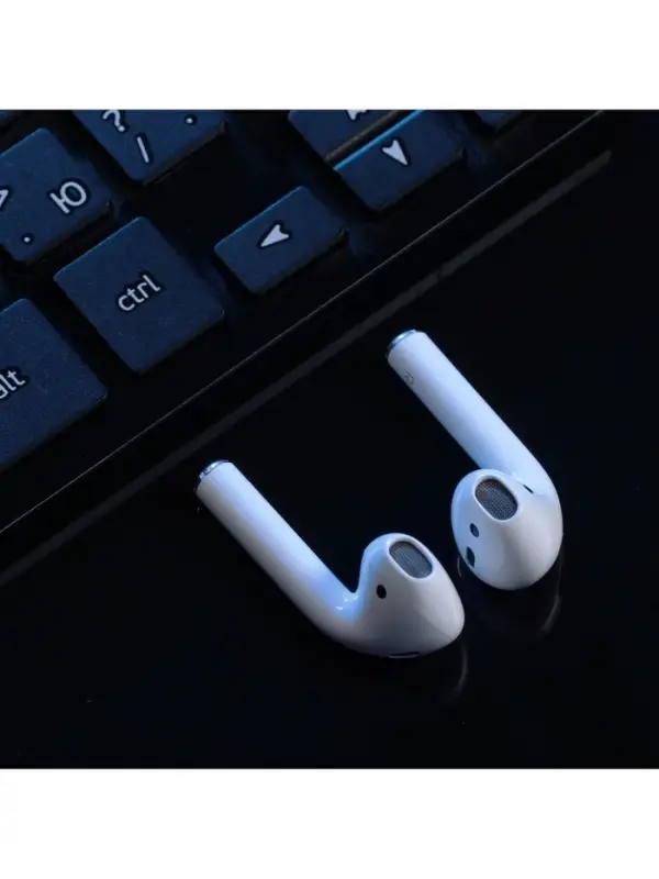 Наушники беспроводные Windigo W22, TWS, вкладыши, Bluetooth 5.0, 40/500 мАч, сенсор, белые глянцевые