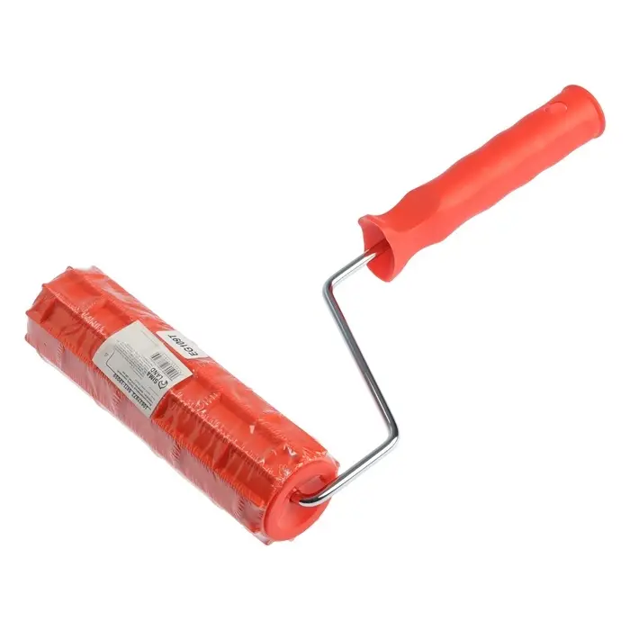 Валик декоративный ТУНДРА, резиновый, &laquo;кирпичи&raquo;, рукоятка d=6 мм, 180 мм