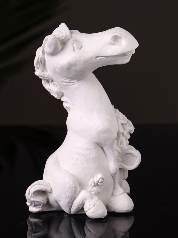 Статуэтка Статуэтка "Конь с букетом" 11см, натуральный