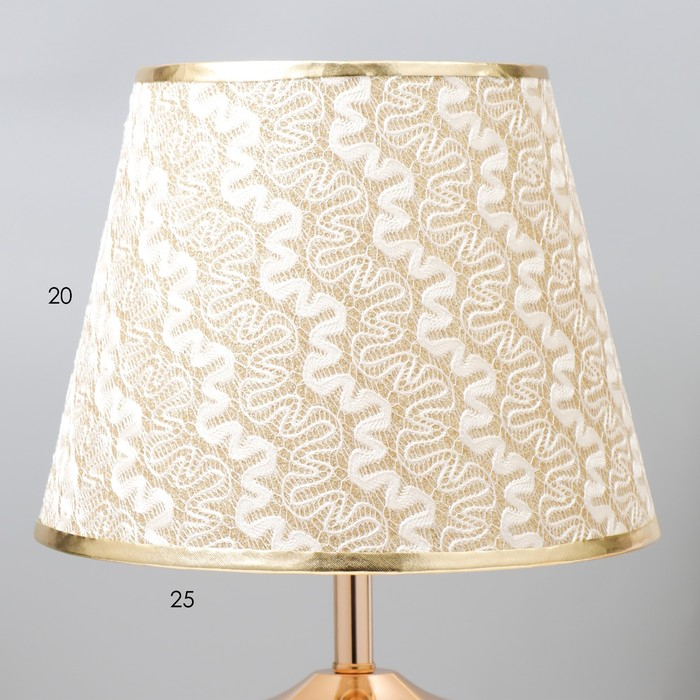 Настольная лампа с подсветкой 16680/1 E27 40Вт золото RISALUX Настольная лампа с подсветкой 16680/1 E27 40Вт золото RISALUX
