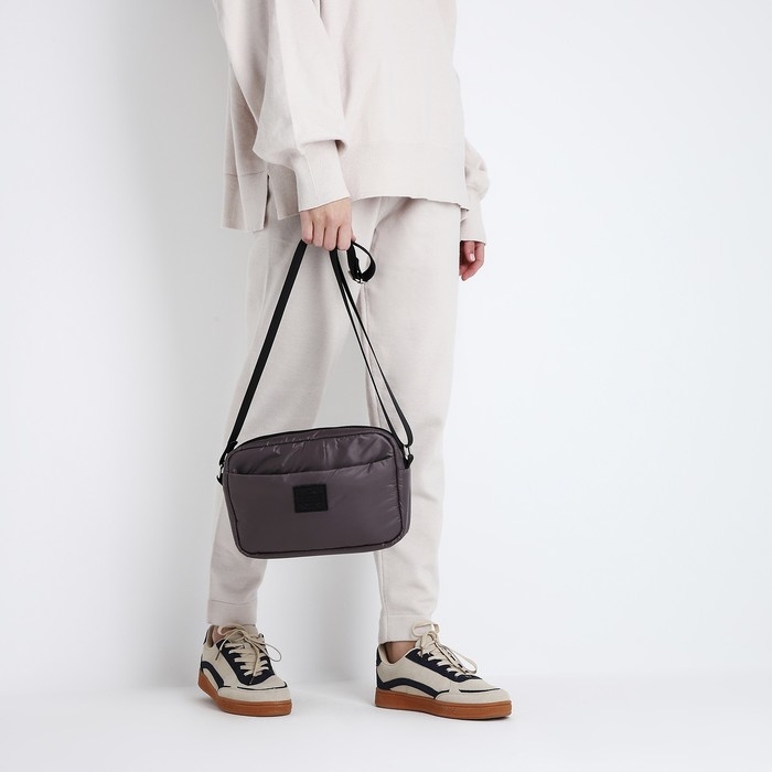 Сумка кросс-боди на молнии, цвет коричневый Сумка кросс-боди на молнии, цвет коричневый