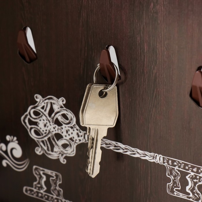 Ключница закрытая Ключница закрытая "Мост" 26,5х31,5 см Орех