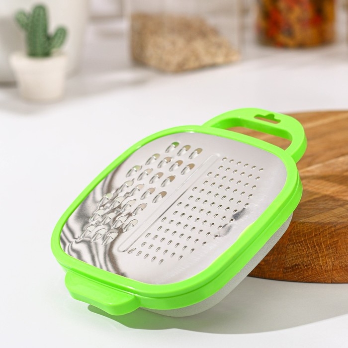 Тёрка с контейнером Доляна «Универсал», 2 в 1, 19×14,5×3,5 см, цвет МИКС Тёрка с контейнером Доляна «Универсал», 2 в 1, 19×14,5×3,5 см, цвет МИКС