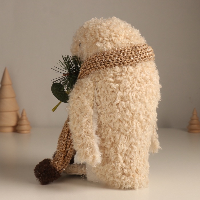 Декор  Декор "Кудрявый пингвин в шарфике с еловыми веточками" 13х15х23 см