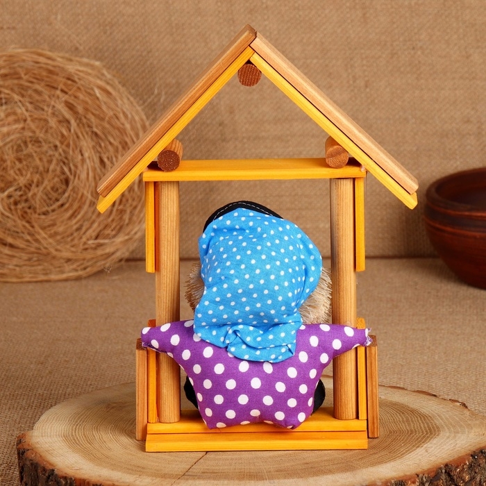 Оберег Оберег "Домовой Антошка", в домике, 27 х 20 см